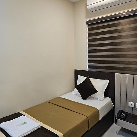 Thaal Residency Cheruvathur-Hala Groups Nīleshwar エクステリア 写真