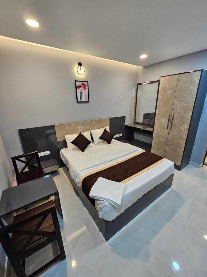Thaal Residency Cheruvathur-Hala Groups Nīleshwar エクステリア 写真