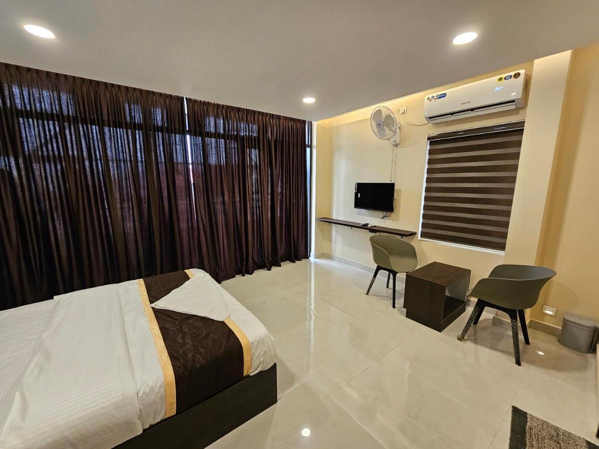 Thaal Residency Cheruvathur-Hala Groups Nīleshwar エクステリア 写真