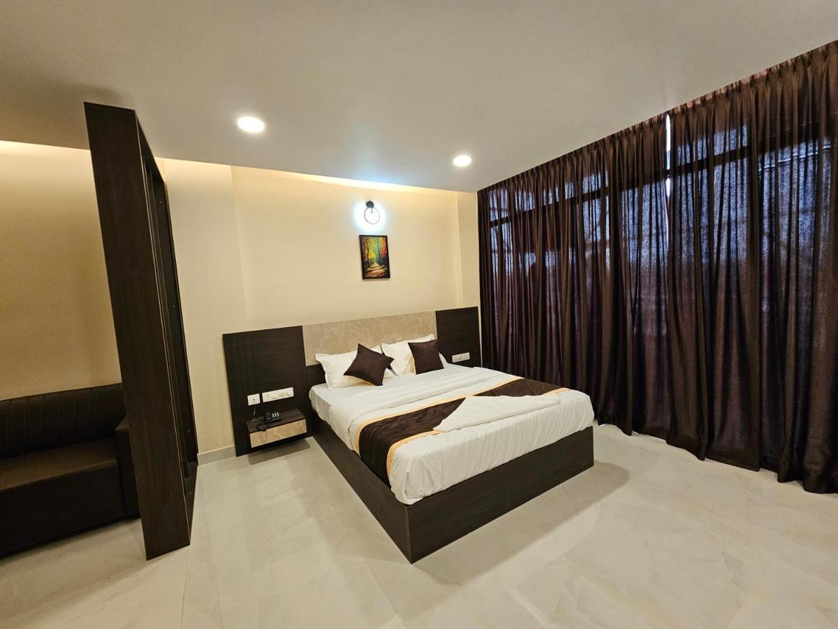 Thaal Residency Cheruvathur-Hala Groups Nīleshwar エクステリア 写真