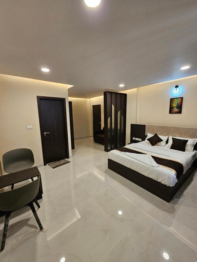 Thaal Residency Cheruvathur-Hala Groups Nīleshwar エクステリア 写真