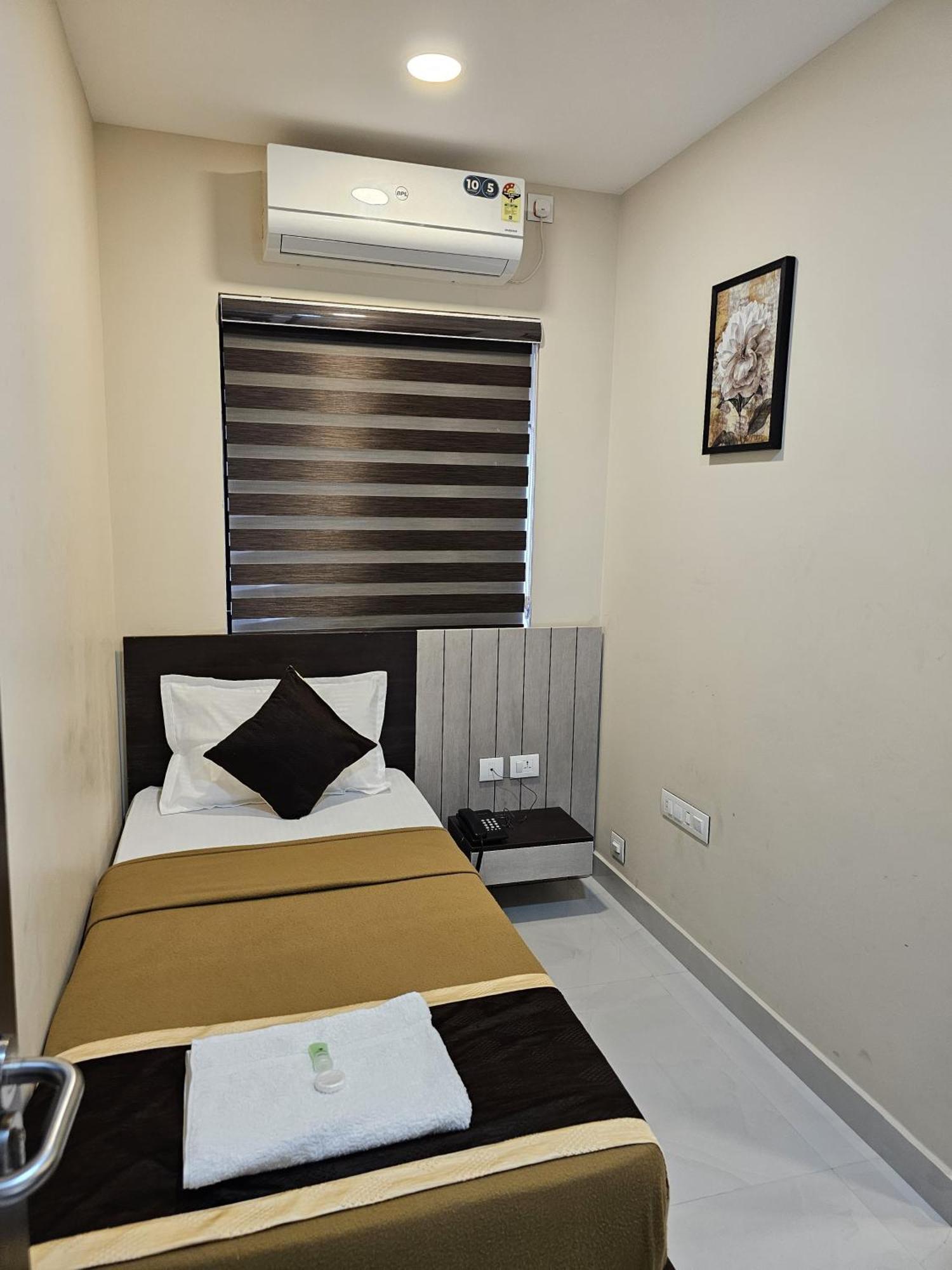 Thaal Residency Cheruvathur-Hala Groups Nīleshwar エクステリア 写真