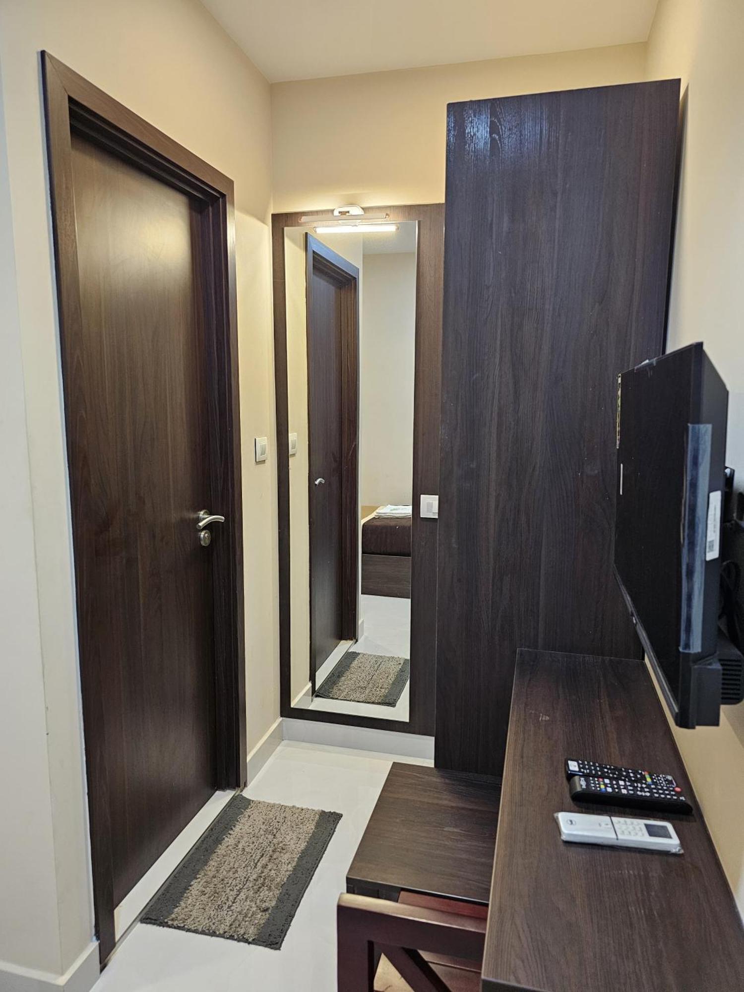 Thaal Residency Cheruvathur-Hala Groups Nīleshwar エクステリア 写真